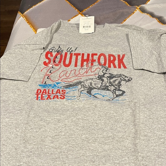 Kids Gray Graphic T-Shirt Dallas fans of the show it came from SF - Picture 2 of 6